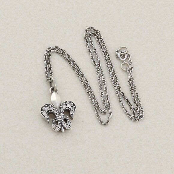 Sterling Silver Diamond Fleur de lis Necklace 18 inch Chain - Picture 1 of 5